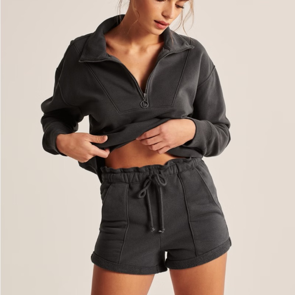 Abercrombie & fitch dark gray lounge shorts, soft AF collection. Size XS